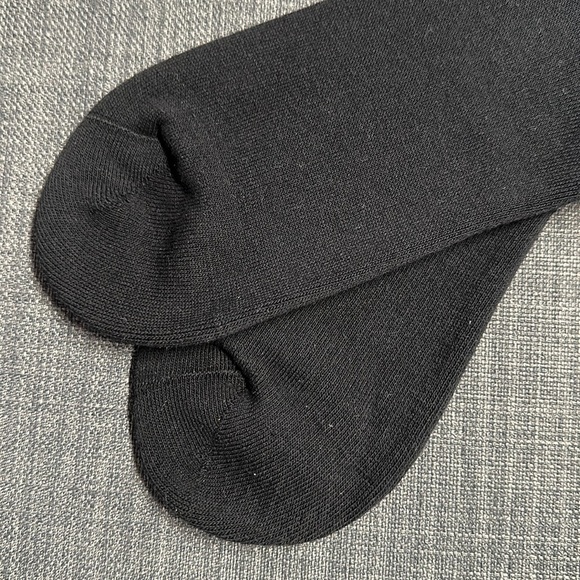 [New Old Stock] YEEZY CALABASAS black + beige socks - Picture 3 of 3
